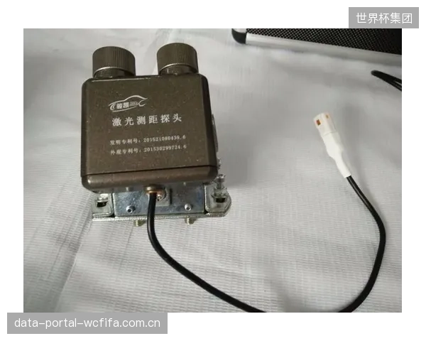 当智能断路保护系统报警，系统集成商、设备供应商和场馆运营方之间的责任边界应如何清晰界定？